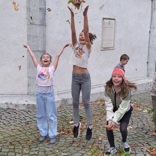 Blätter werfen 3c