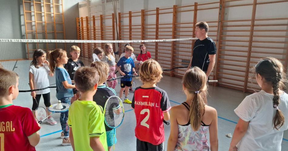 Badminton